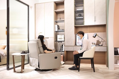 林氏木業(yè)閃耀最I(lǐng)N深圳展 解碼新消費(fèi)時(shí)代下的家居銷售新風(fēng)尚